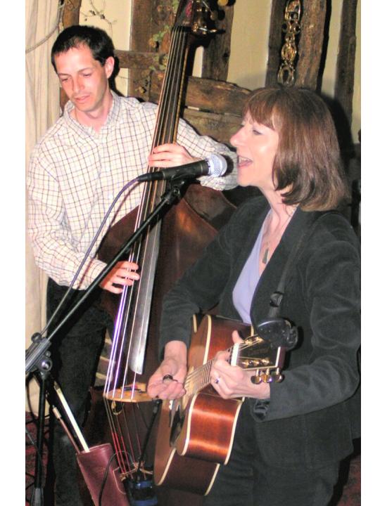 Photo of Gary Holder & Julie Roberts live at the White Hart